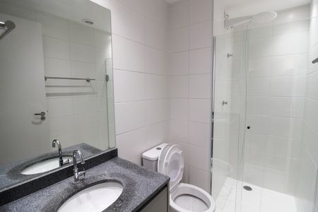 Banheiro de apartamento para alugar com 2 quartos, 32m² em Butantã, São Paulo