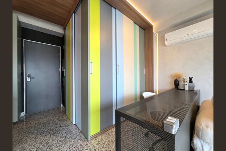 Studio para alugar com 47m², 1 quarto e 1 vaga Studio para alugar com 47m², 1 quarto e 1 vagaStudio