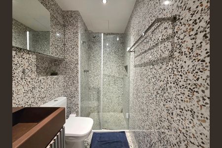 Studio para alugar com 47m², 1 quarto e 1 vaga Studio para alugar com 47m², 1 quarto e 1 vagaBanheiro