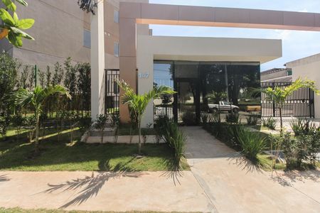 Apartamento para alugar com 42m², 2 quartos e 1 vaga Apartamento para alugar com 42m², 2 quartos e 1 vagaFachada