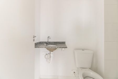 Apartamento para alugar com 42m², 2 quartos e 1 vaga Apartamento para alugar com 42m², 2 quartos e 1 vagaBanheiro