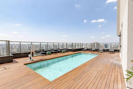 Studio para alugar com 27m², 1 quarto e sem vaga Studio para alugar com 27m², 1 quarto e sem vagaÁrea comum - Piscina