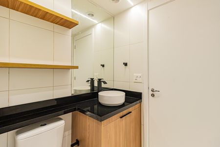 Studio para alugar com 27m², 1 quarto e sem vaga Studio para alugar com 27m², 1 quarto e sem vagaBanheiro
