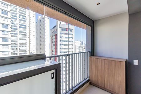 Studio para alugar com 27m², 1 quarto e sem vaga Studio para alugar com 27m², 1 quarto e sem vagaVaranda