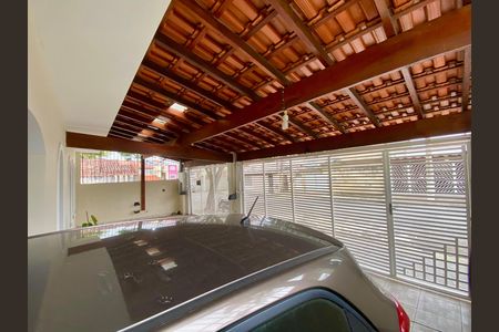 Casa para alugar com 250m², 3 quartos e 2 vagas Casa para alugar com 250m², 3 quartos e 2 vagasGaragem