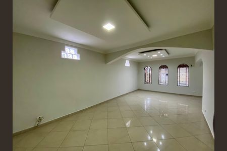 Sala de casa para alugar com 3 quartos, 250m² em Parque Continental I, Guarulhos