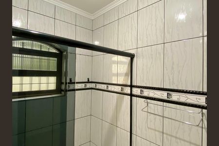 Casa para alugar com 250m², 3 quartos e 2 vagas Casa para alugar com 250m², 3 quartos e 2 vagasBanheiro 3