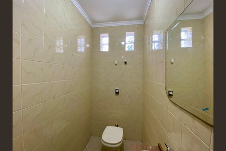 Casa para alugar com 250m², 3 quartos e 2 vagas Casa para alugar com 250m², 3 quartos e 2 vagasBanheiro 1