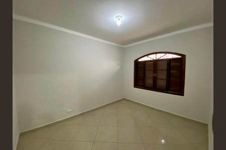 Casa para alugar com 250m², 3 quartos e 2 vagas Casa para alugar com 250m², 3 quartos e 2 vagasQuarto 1