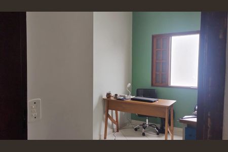 Casa para alugar com 180m², 3 quartos e 1 vaga Casa para alugar com 180m², 3 quartos e 1 vagaQuarto 1