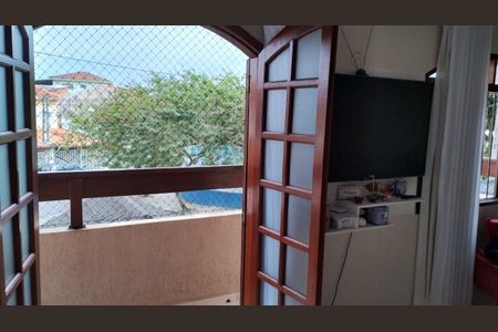 Casa para alugar com 180m², 3 quartos e 1 vaga Casa para alugar com 180m², 3 quartos e 1 vagaSuíte