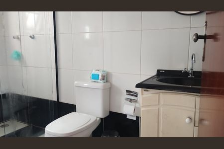 Casa para alugar com 180m², 3 quartos e 1 vaga Casa para alugar com 180m², 3 quartos e 1 vagaBanheiro da Suíte