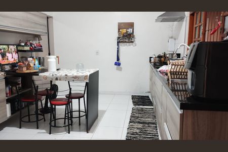 Casa para alugar com 180m², 3 quartos e 1 vaga Casa para alugar com 180m², 3 quartos e 1 vagaCozinha