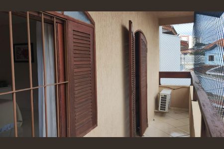 Casa para alugar com 180m², 3 quartos e 1 vaga Casa para alugar com 180m², 3 quartos e 1 vagaSuíte