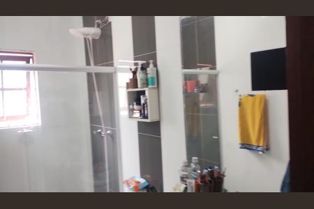 Casa para alugar com 180m², 3 quartos e 1 vaga Casa para alugar com 180m², 3 quartos e 1 vagaBanheiro