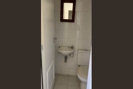 Apartamento à venda com 85m², 3 quartos e 2 vagas Apartamento à venda com 85m², 3 quartos e 2 vagasBanheiro