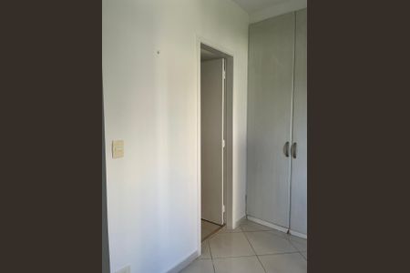 Apartamento à venda com 85m², 3 quartos e 2 vagas Apartamento à venda com 85m², 3 quartos e 2 vagasQuarto