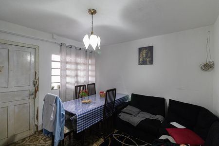 Sala de casa à venda com 2 quartos, 250m² em Parque Paineiras, São Paulo