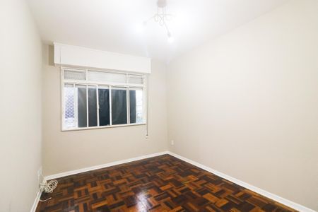 Apartamento à venda com 62m², 2 quartos e sem vagaSala