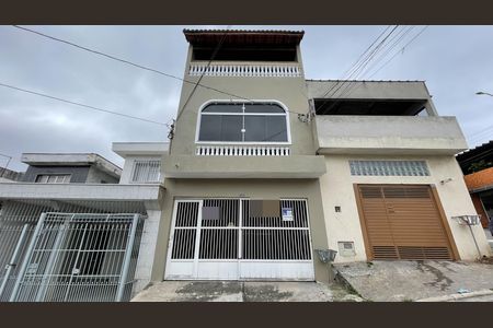 Fachada + Placa de casa à venda com 4 quartos, 150m² em Vila Taquari, São Paulo