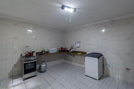 Casa à venda com 150m², 4 quartos e 2 vagas Casa à venda com 150m², 4 quartos e 2 vagasCozinha