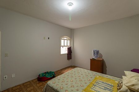 Casa à venda com 150m², 4 quartos e 2 vagas Casa à venda com 150m², 4 quartos e 2 vagasQuarto 4