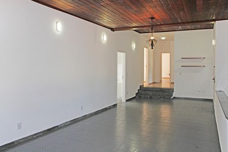 Casa de Condomínio para alugar com 3 quartos, 280m² em Condomínio Estância Marambaia, Vinhedo
