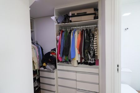 Apartamento para alugar com 154m², 3 quartos e 2 vagasCloset da suíte 1