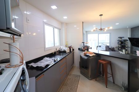 Apartamento para alugar com 154m², 3 quartos e 2 vagasCozinha e Área de Serviço