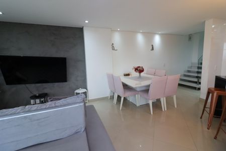 Sala de apartamento para alugar com 3 quartos, 154m² em Vila Osasco, Osasco