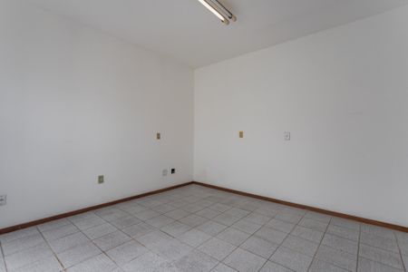 Quarto de apartamento para alugar com 1 quarto, 43m² em Santa Cecília, Porto Alegre