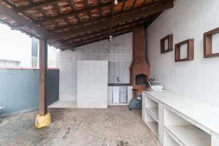 Apartamento para alugar com 60m², 2 quartos e 1 vaga Apartamento para alugar com 60m², 2 quartos e 1 vagaÁrea comum - Churrasqueira