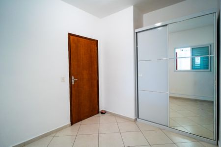 Casa para alugar com 78m², 3 quartos e 2 vagas Casa para alugar com 78m², 3 quartos e 2 vagasQuarto 2