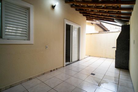 Casa para alugar com 78m², 3 quartos e 2 vagas Casa para alugar com 78m², 3 quartos e 2 vagasÁrea de Serviço