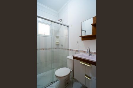 Casa para alugar com 78m², 3 quartos e 2 vagas Casa para alugar com 78m², 3 quartos e 2 vagasBanheiro