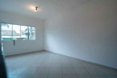 Sala de casa para alugar com 3 quartos, 78m² em Wanel Ville, Sorocaba