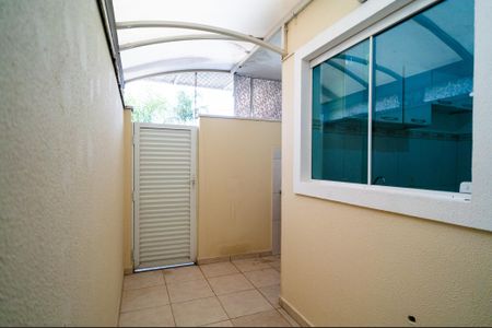 Casa para alugar com 78m², 3 quartos e 2 vagas Casa para alugar com 78m², 3 quartos e 2 vagasQuintal