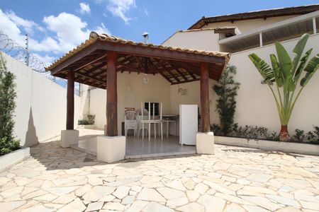 Casa para alugar com 78m², 3 quartos e 2 vagasÁrea comum