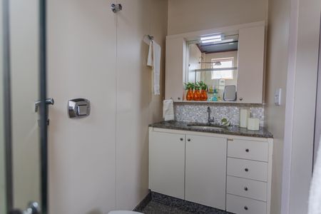 Apartamento para alugar com 90m², 3 quartos e 2 vagas Apartamento para alugar com 90m², 3 quartos e 2 vagasBanheiro da Suíte