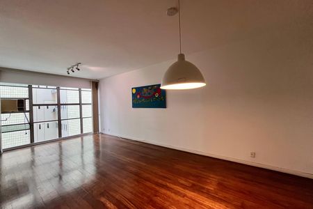 Apartamento à venda com 103m², 3 quartos e sem vaga Apartamento à venda com 103m², 3 quartos e sem vagaSala