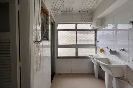 Apartamento à venda com 103m², 3 quartos e sem vaga Apartamento à venda com 103m², 3 quartos e sem vagaÁrea de Serviço