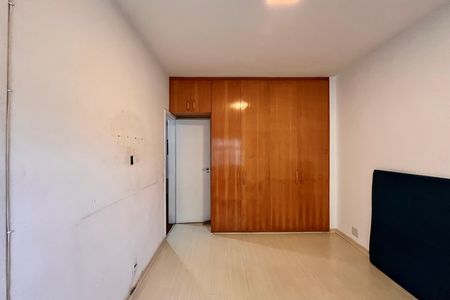 Apartamento à venda com 103m², 3 quartos e sem vaga Apartamento à venda com 103m², 3 quartos e sem vagaSuite