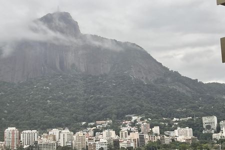 Apartamento à venda com 103m², 3 quartos e sem vaga Apartamento à venda com 103m², 3 quartos e sem vagaVista