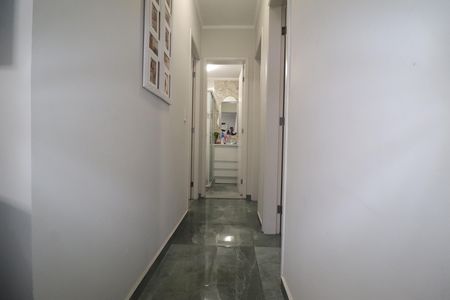 Apartamento à venda com 60m², 3 quartos e 1 vagaCorredor Quartos