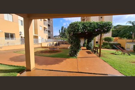 Apartamento para alugar com 52m², 2 quartos e 1 vaga Apartamento para alugar com 52m², 2 quartos e 1 vagaÁrea comum - Playground