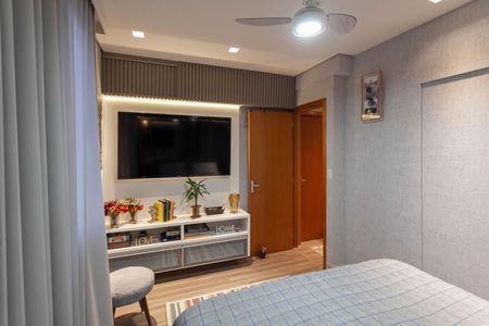 Apartamento à venda com 326m², 5 quartos e 5 vagas Apartamento à venda com 326m², 5 quartos e 5 vagasSuíte 2