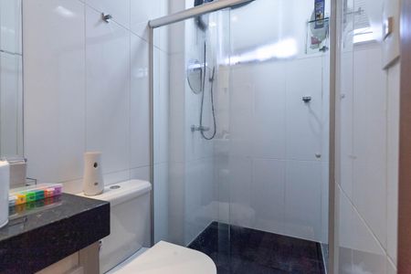Apartamento à venda com 326m², 5 quartos e 5 vagas Apartamento à venda com 326m², 5 quartos e 5 vagasBanheiro da Suíte 1