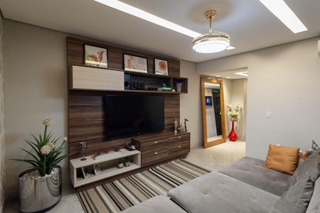 Apartamento à venda com 326m², 5 quartos e 5 vagas Apartamento à venda com 326m², 5 quartos e 5 vagasCobertura - Sala 3