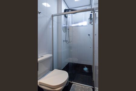 Apartamento à venda com 326m², 5 quartos e 5 vagas Apartamento à venda com 326m², 5 quartos e 5 vagasBanheiro da Suíte 1