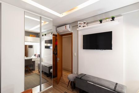 Apartamento à venda com 326m², 5 quartos e 5 vagas Apartamento à venda com 326m², 5 quartos e 5 vagasSuíte 3
